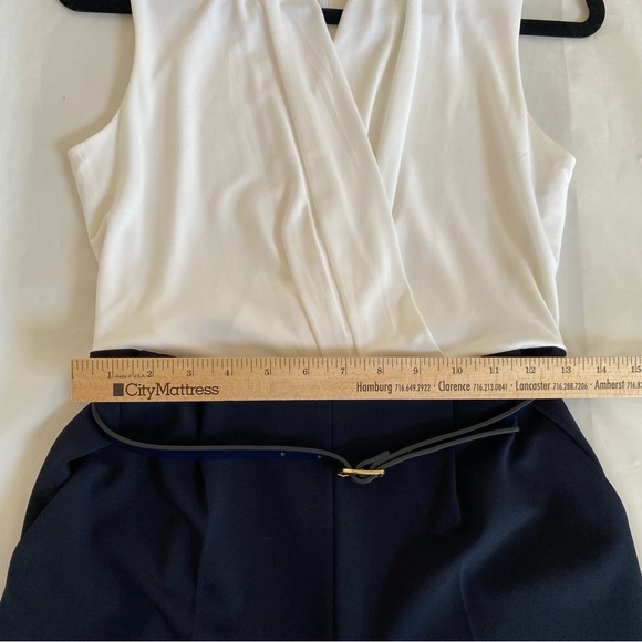 Tommy Hilfiger Two-Tone Navy Blue & White Jumpsuit With Belt Stretch Size 2 - Picture 11 of 13